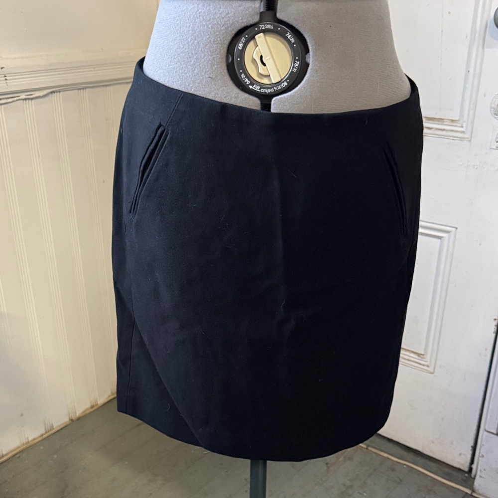LOFT Black Pencil Skirt